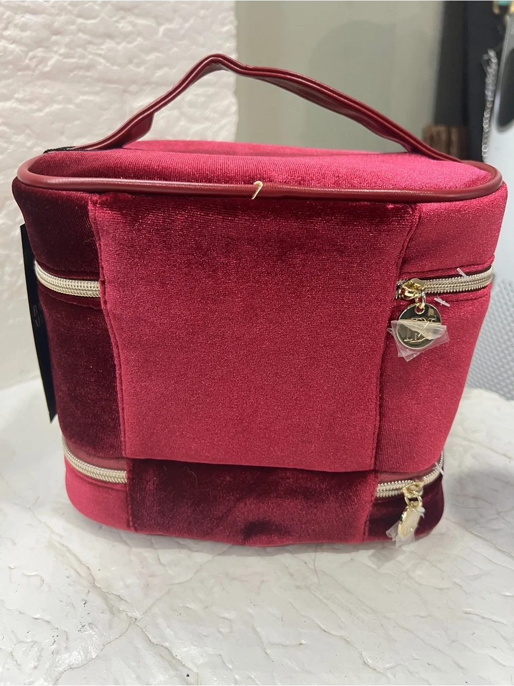NWT Badgley Mischka Burgundy Velvet Cosmetic Train Case